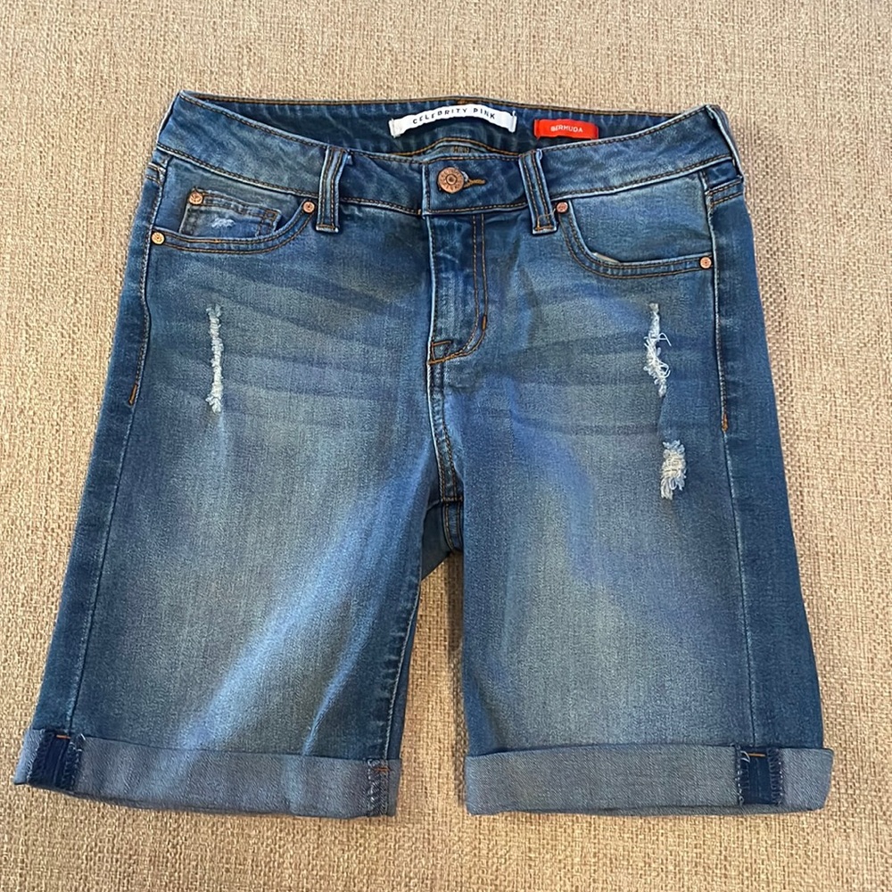 Celebrity Pink Jean Shorts- Bermuda Style Size 3/26